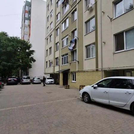 Airport-apartament 24&24 Chisinau!!! *